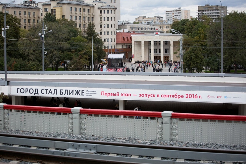Muscovites will be allowed in a circle: the opening of the Moscow Central Ring
