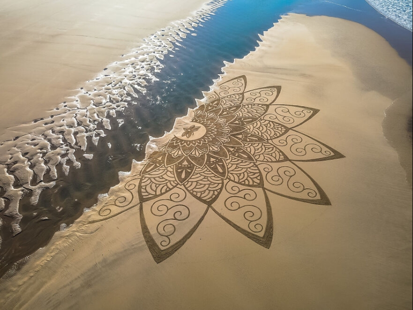 My 12 Beach Sand Drawings That Are Between 30 And 100 Meters Wide My 12 Beach Sand Drawings That Are Between 30 And 100 Meters Wide