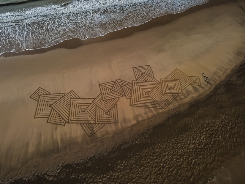 My 15 Beach Sand Drawings That Are Between 30 And 100 Meters Wide (Part2)