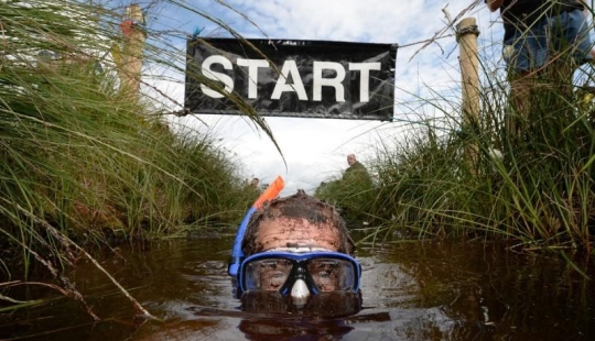 Nadar en pantanos en Irlanda Nadar en pantanos en Irlanda