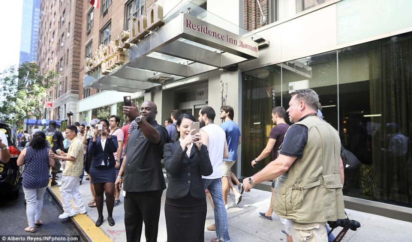 Naked on the pavement: on the "Topless Day" American women took to the streets with bare breasts in defense of gender equality