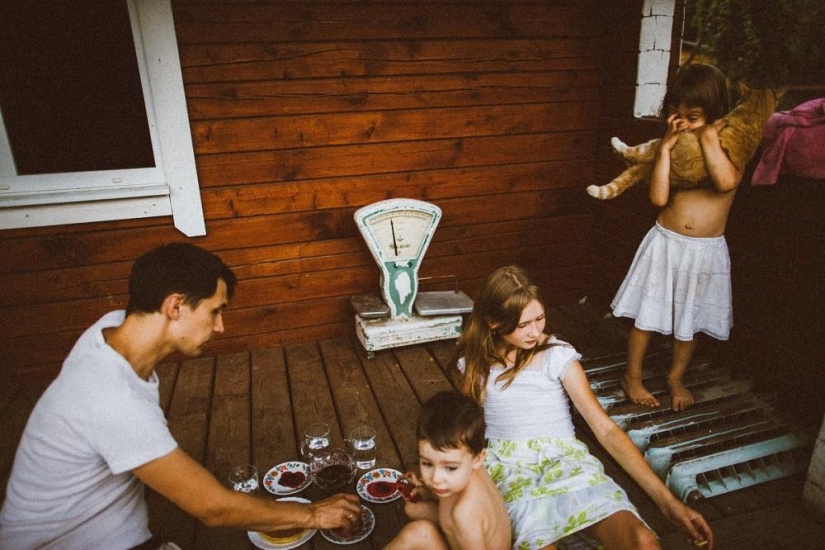 Naughty childhood in the countryside Naughty childhood in the countryside