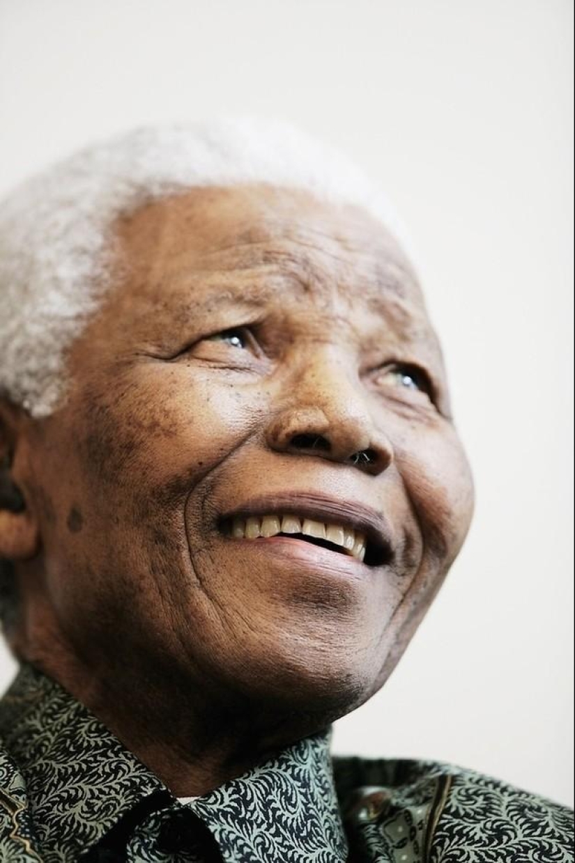 Nelson Mandela y otras 17 personas destacadas que crecieron en hogares de acogida