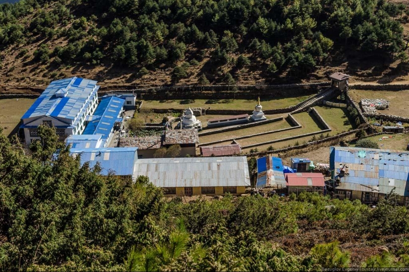 Nepal. "Capital de Sherland"