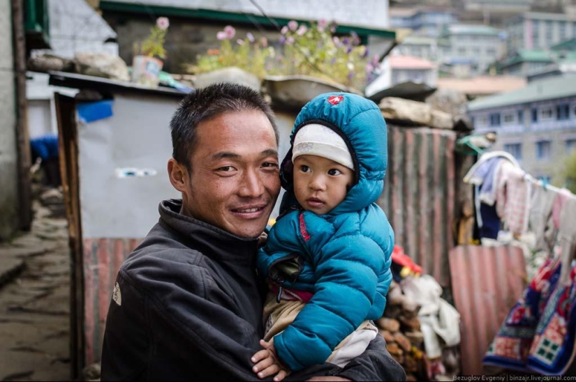 Nepal. "Capital de Sherland"