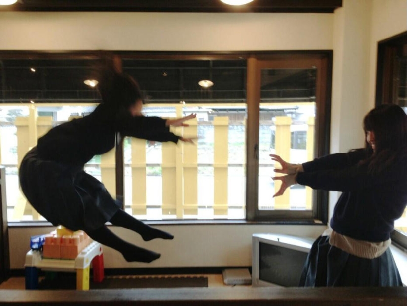 New Photo-Mam: Super-Energy Attack of Japanese Schoolgirls