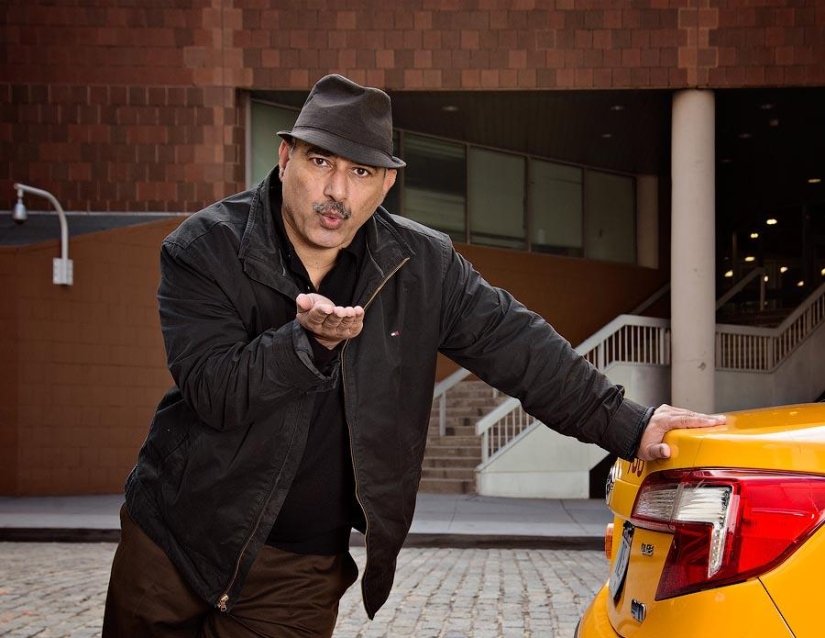 New York taxi drivers pose for anti-glamor calendar