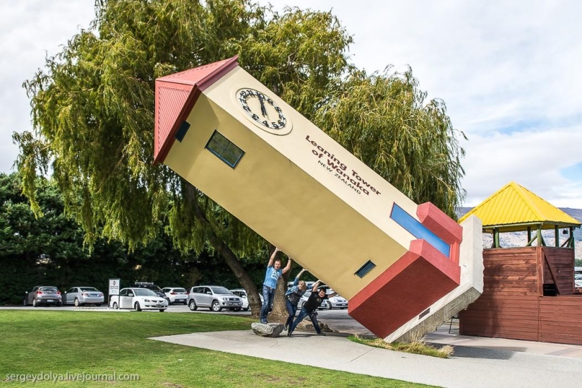 New Zealand. Puzzling World