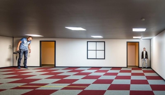 New Zealand. Puzzling World