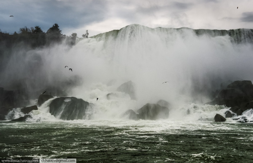 Niagara Falls. Inside view