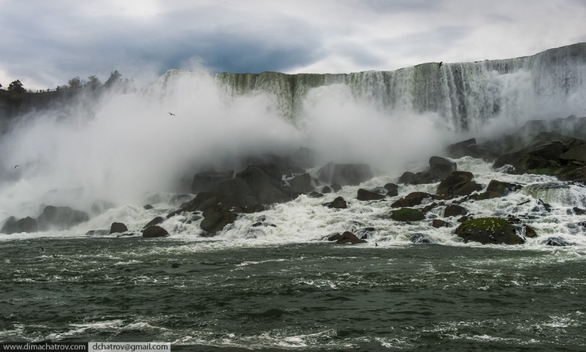 Niagara Falls. Inside view