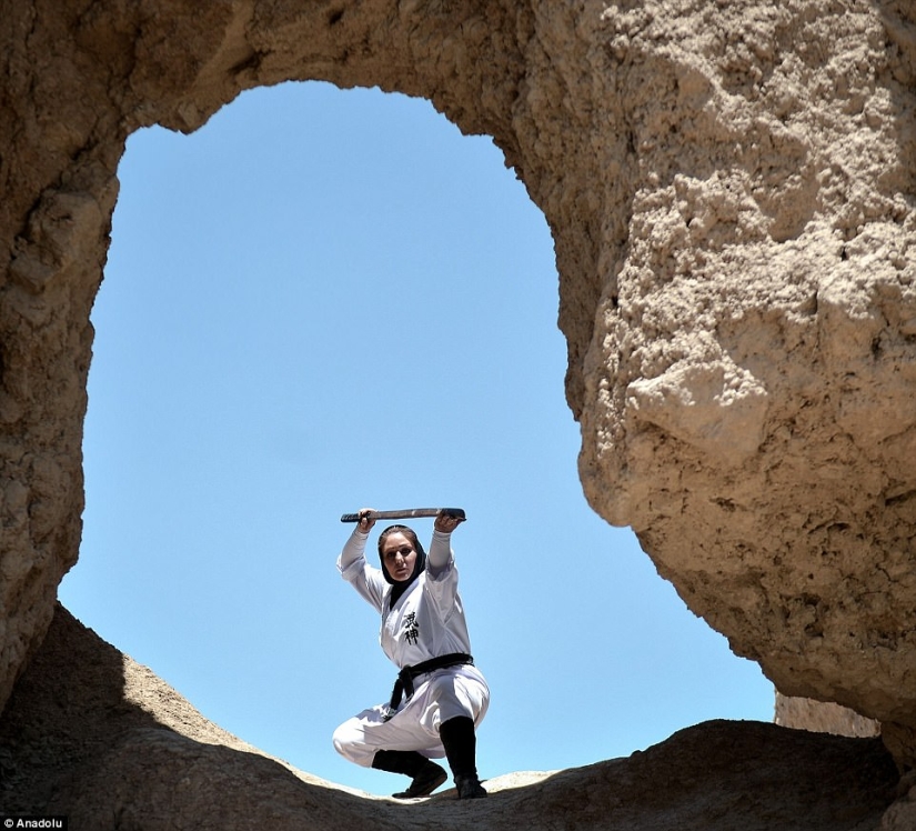 Ninja in hijabs: how iranian women learn martial arts in the desert