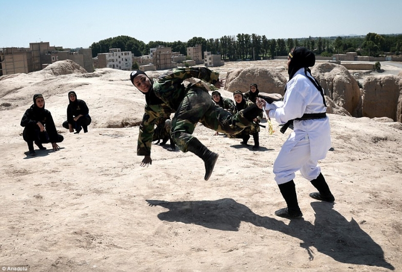 Ninja in hijabs: how iranian women learn martial arts in the desert