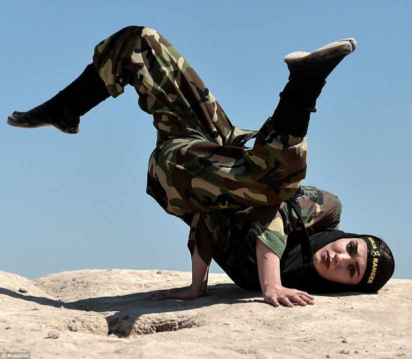 Ninja in hijabs: how iranian women learn martial arts in the desert