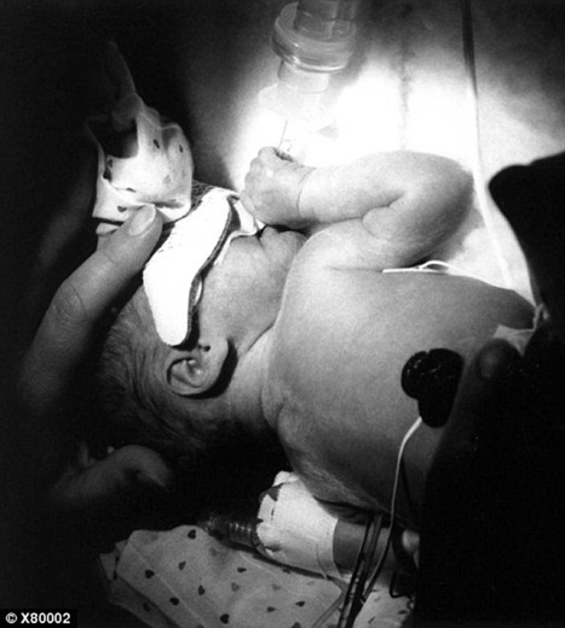 Niños de siete años de los Estados Unidos vivieron para terminar la escuela Niños de siete años de los Estados Unidos vivieron para terminar la escuela