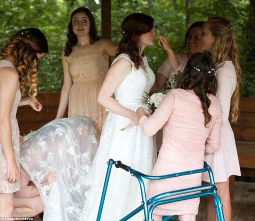 Niños de siete años de los Estados Unidos vivieron para terminar la escuela Niños de siete años de los Estados Unidos vivieron para terminar la escuela