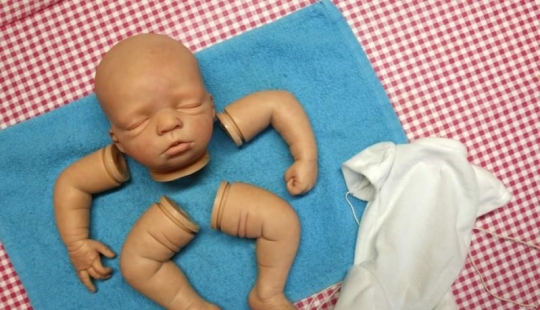 "Niños" desmontados "Niños" desmontados