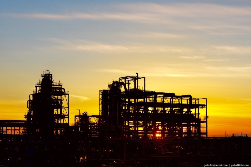 Nizhnekamsk es la capital de la petroquímica y la refinación de petróleo en Rusia Nizhnekamsk es la capital de la petroquímica y la refinación de petróleo en Rusia