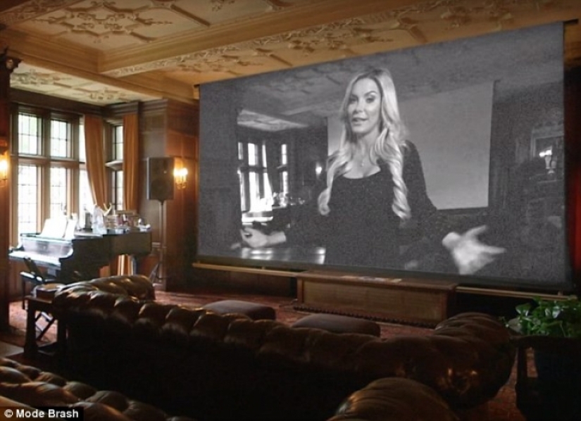 No se puede prohibir vivir ricamente: así luce la mansión del dueño de Playboy valorada en $200 millones No se puede prohibir vivir ricamente: así luce la mansión del dueño de Playboy valorada en $200 millones