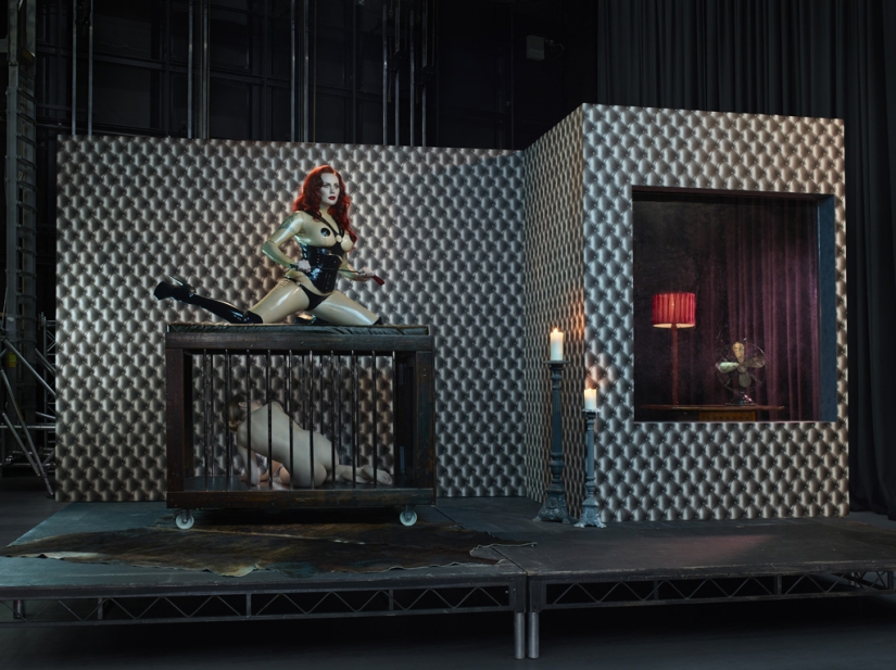 No una prostituta, sino una trabajadora sexual: el provocativo proyecto fotográfico de Julia Fullerton-Batten No una prostituta, sino una trabajadora sexual: el provocativo proyecto fotográfico de Julia Fullerton-Batten