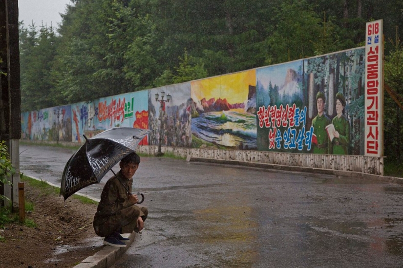 North Korea without embellishment in the lens of a Western photographer