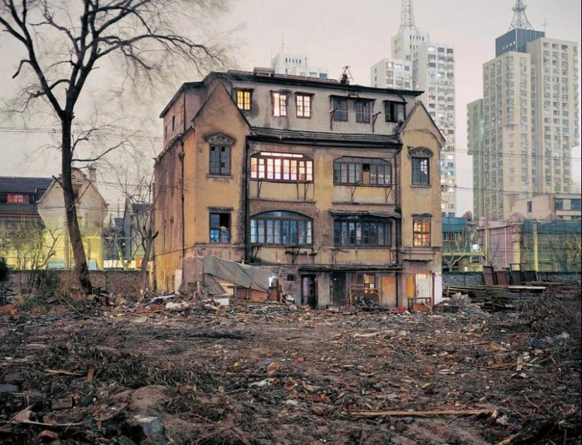 nosotros mismos estamos fuera de lugar