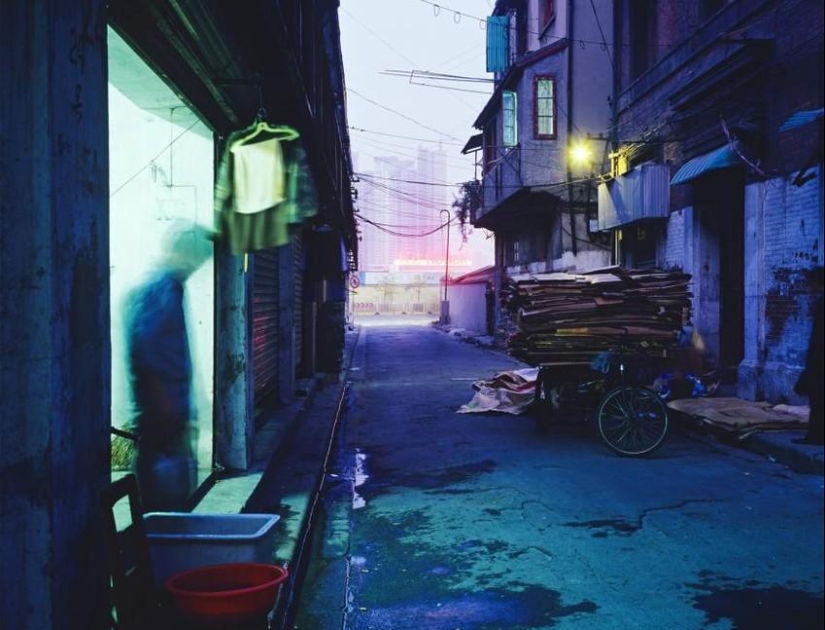 nosotros mismos estamos fuera de lugar