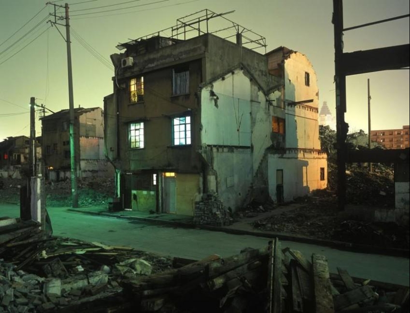 nosotros mismos estamos fuera de lugar