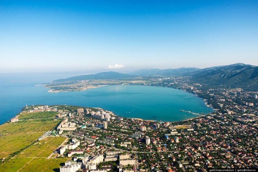 Novorossiysk y Gelendzhik desde una altura