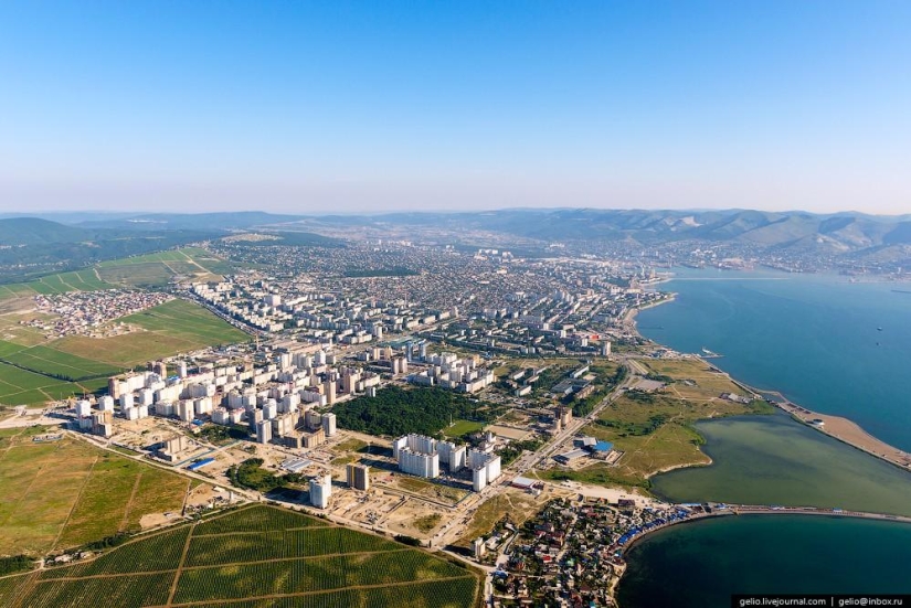 Novorossiysk y Gelendzhik desde una altura