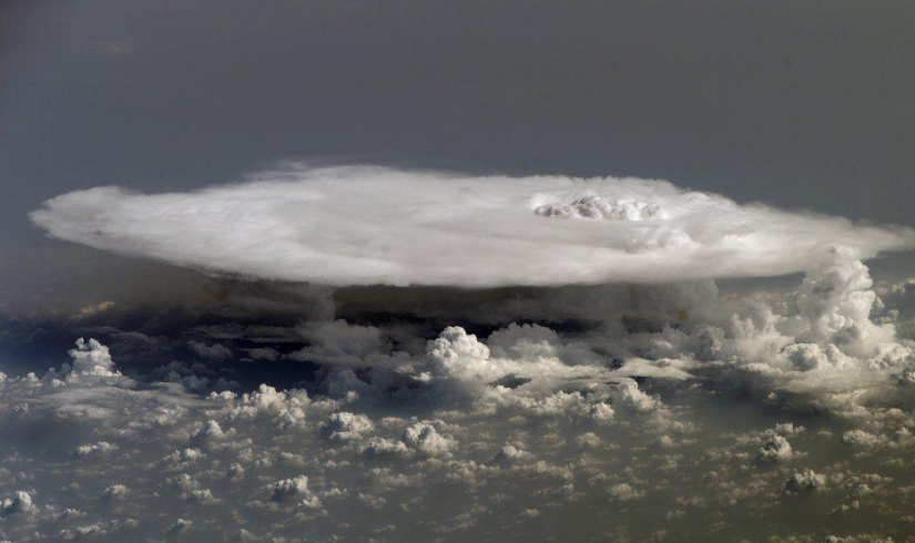 Nubes: Vista desde el espacio