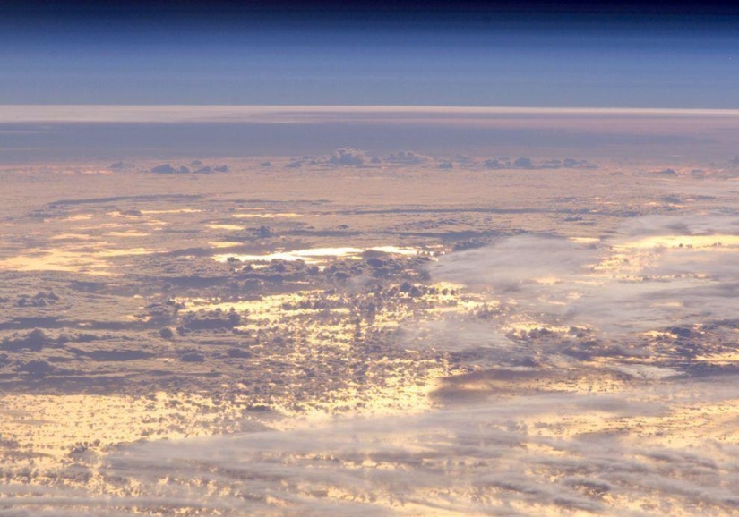Nubes: Vista desde el espacio