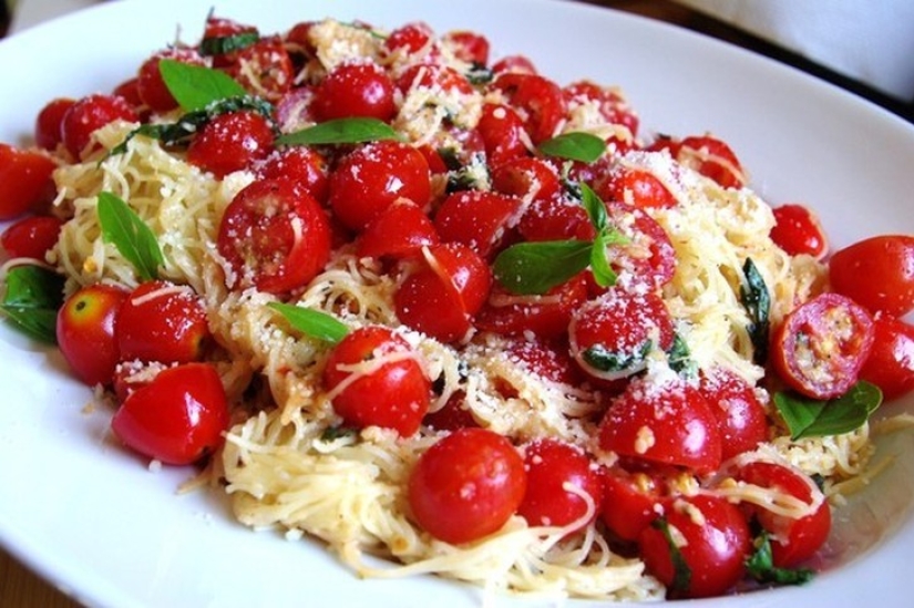 ¡Oh, esos deliciosos tomates! 10 beneficios para la salud de las manzanas del amor