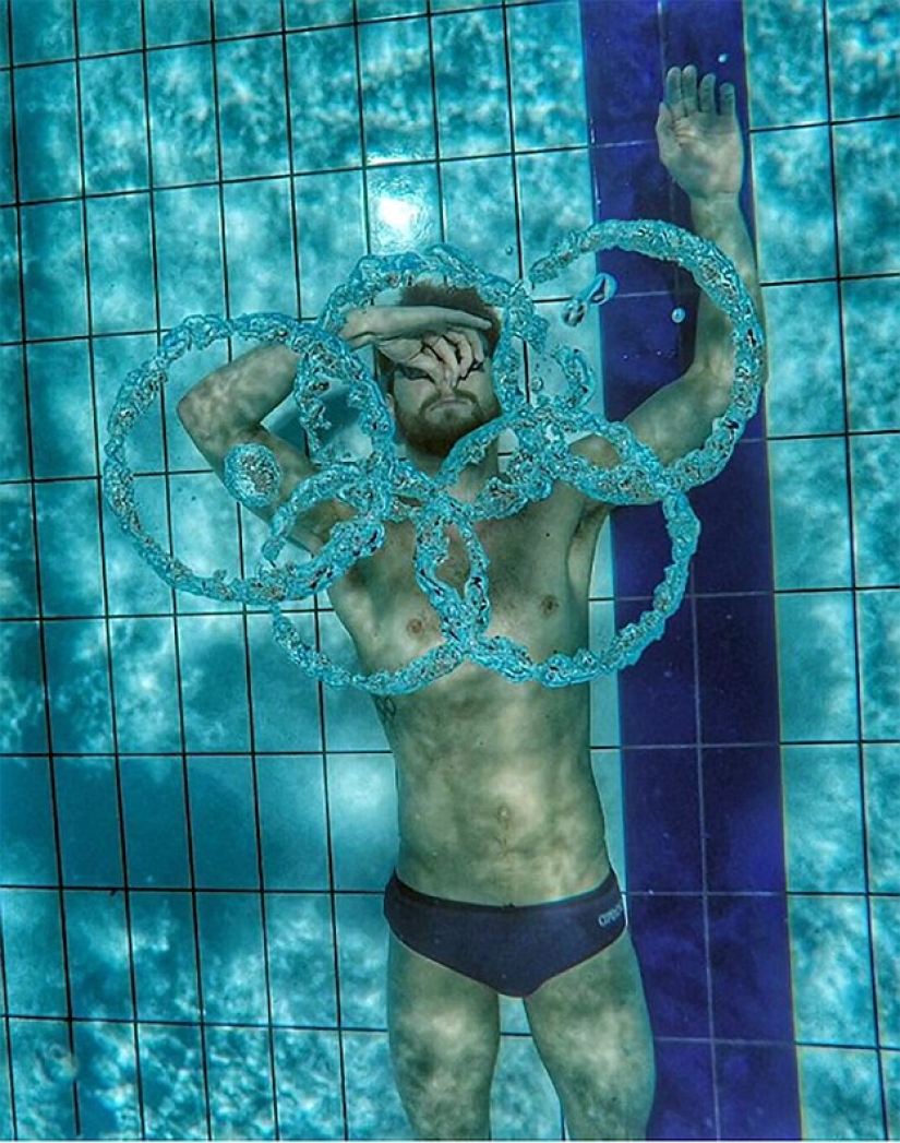 Olympic teams from different countries compete for the funniest post from Rio on social networks