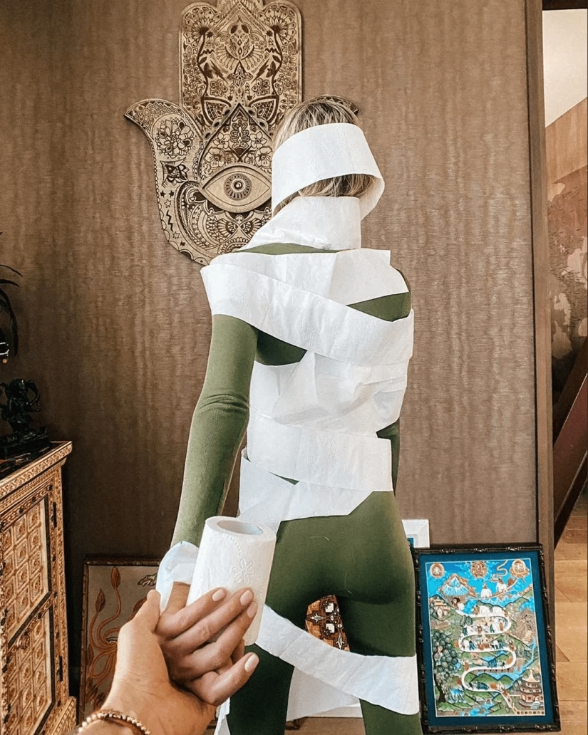 On the way to the kitchen: 30 cool photos of the flash mob "Follow me home"