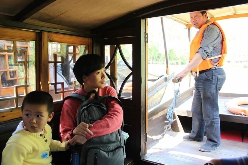 One day in the "Chinese Venice" One day in the "Chinese Venice"