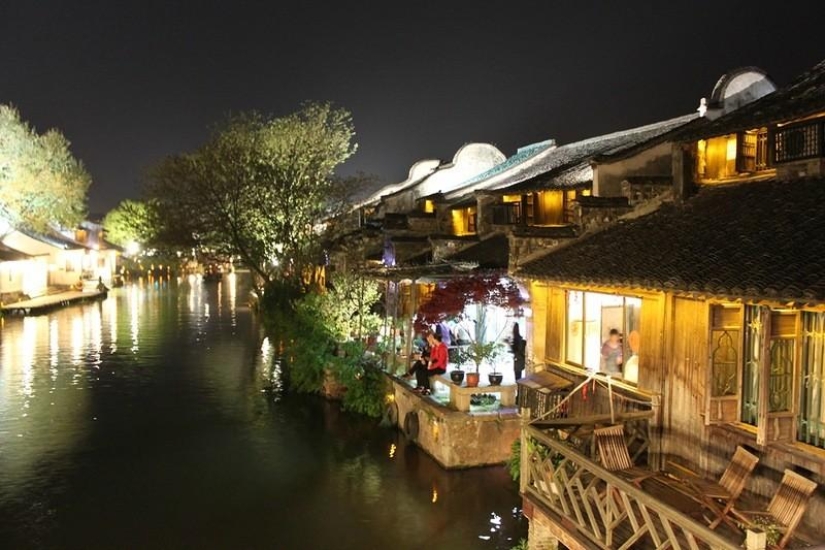 One day in the "Chinese Venice" One day in the "Chinese Venice"