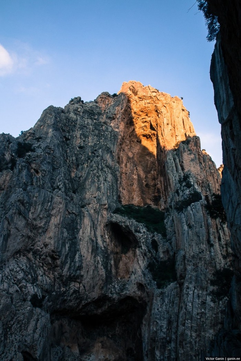 One of the most dangerous trails in the world - Caminito del Rey One of the most dangerous trails in the world - Caminito del Rey