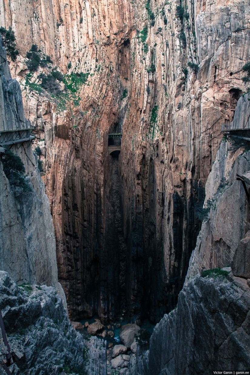 One of the most dangerous trails in the world - Caminito del Rey One of the most dangerous trails in the world - Caminito del Rey