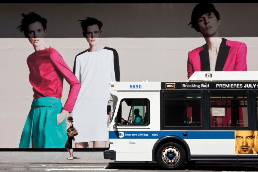 Ordinary people in the world of advertising luxury Ordinary people in the world of advertising luxury