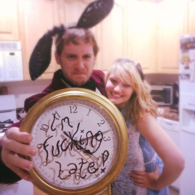 Original couples Halloween costumes that will make you the star of the party