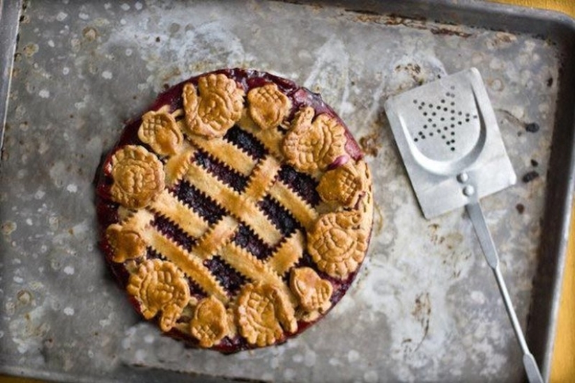 Original pies that are too pretty to eat