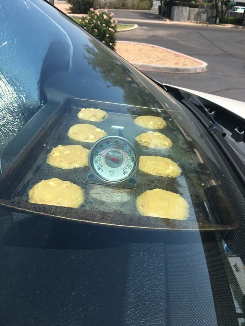 Our summer has gone to Arizona: Americans post photos of how everything melts around