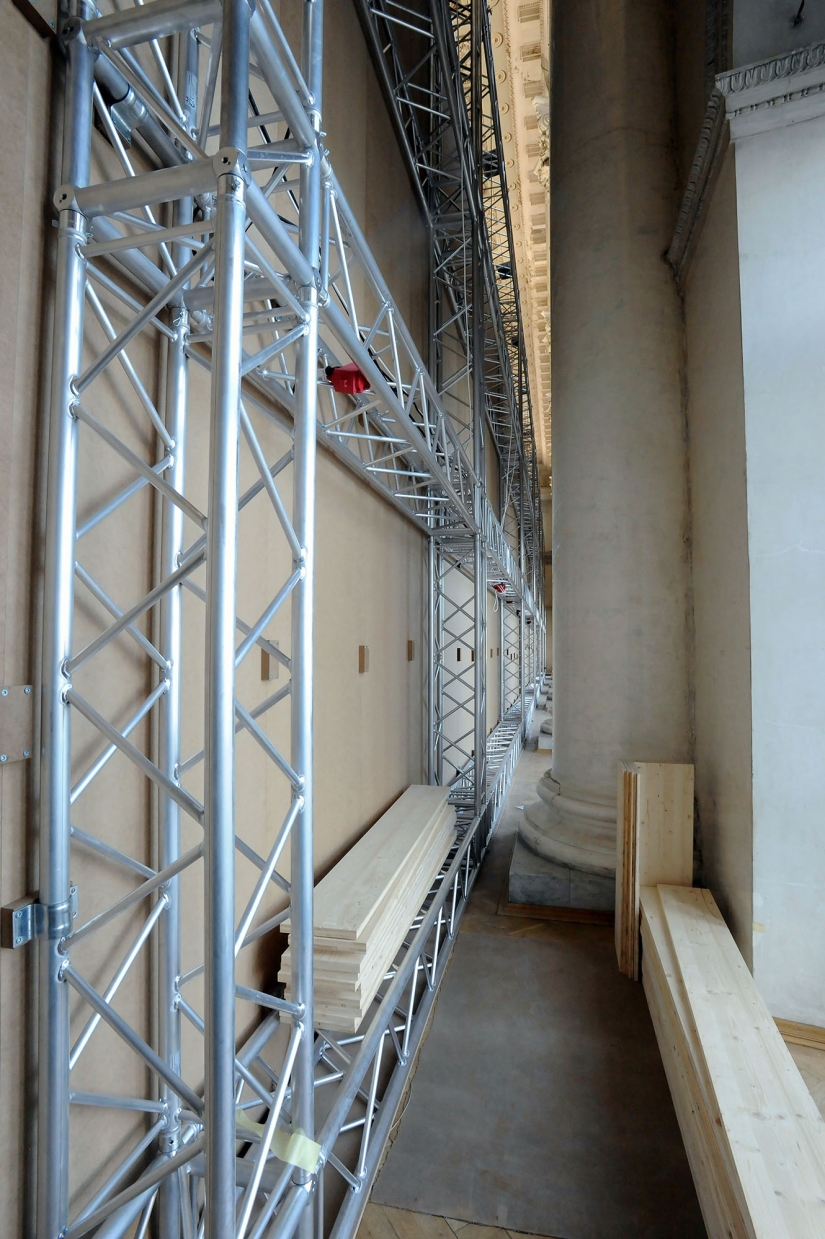 Paintings made of lead, grass and pain: how Anselm Kiefer's exhibition is mounted at the State Hermitage Museum