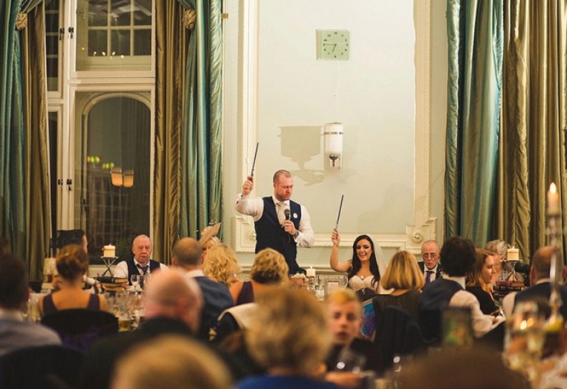 Pareja inglesa se casa al estilo de las novelas de Harry Potter