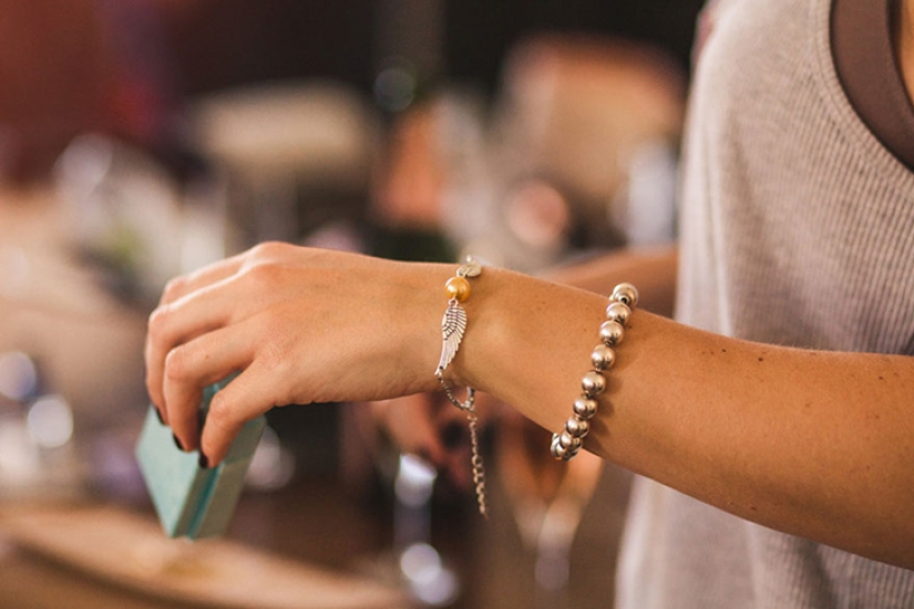 Pareja inglesa se casa al estilo de las novelas de Harry Potter