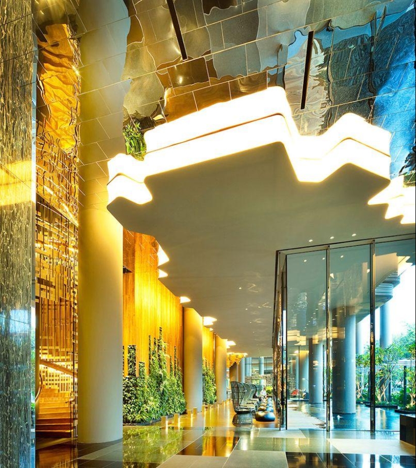 Parkroyal Garden Hotel in Singapore