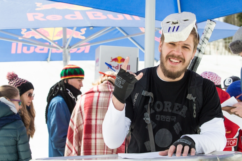 Party hard at Snezhny: the most creative snowboard race in Russia
