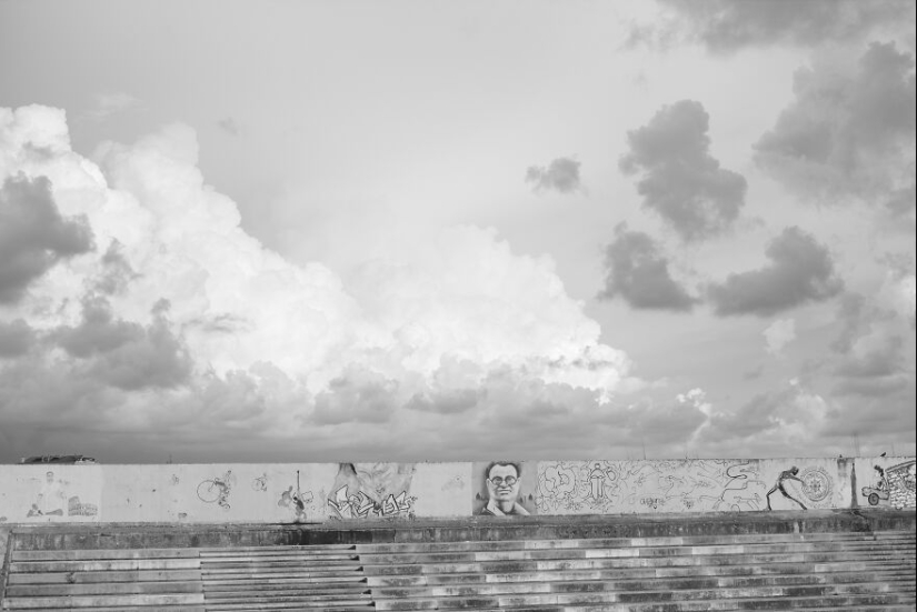 Pasé 6 semanas en el infame barrio romano de Corviale y fotografié a la juventud local