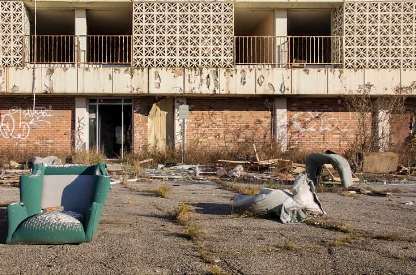 Pasos a ninguna parte: Nueva Orleans 10 años después del huracán Katrina Pasos a ninguna parte: Nueva Orleans 10 años después del huracán Katrina